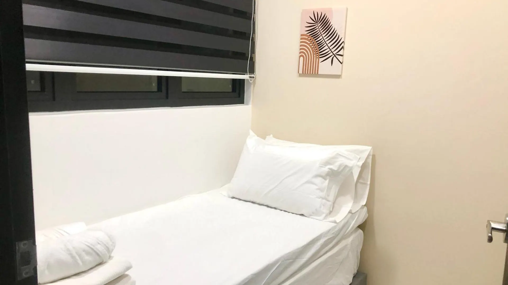 Urban Suite Condominium By Blue Sky Holidays Jelutong 0*,  Malajzia