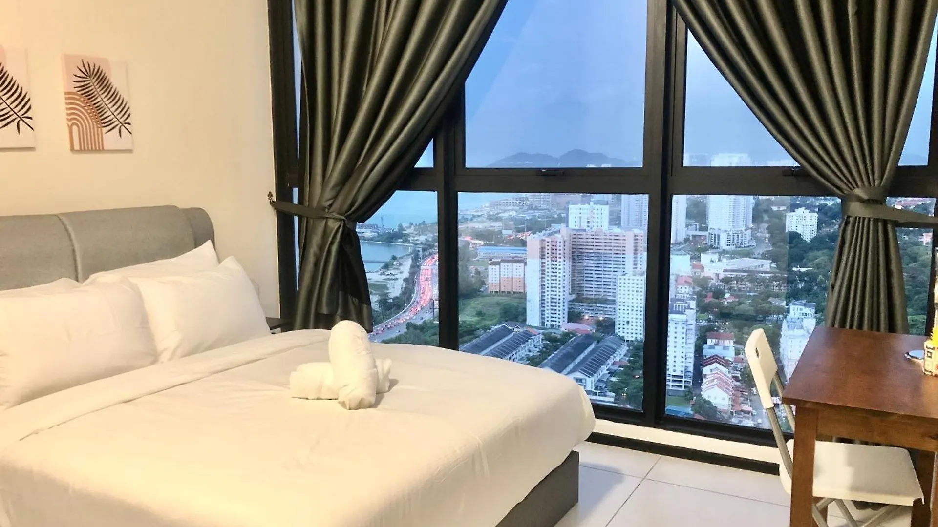 Urban Suite Condominium By Blue Sky Holidays Jelutong 0*,  Malajzia