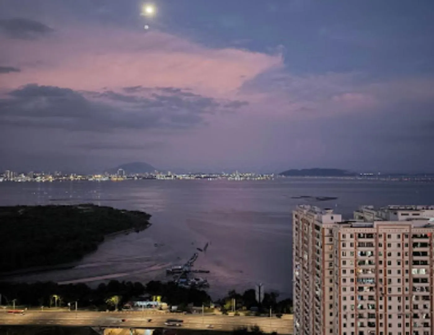 Urban Suite Condominium By Blue Sky Holidays Jelutong 0*,  Malajzia